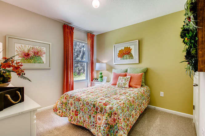 547 Southwest Ryder Road Port St. Lucie, FL 34953 - Photo 8 of 15 GUEST BEDROOM