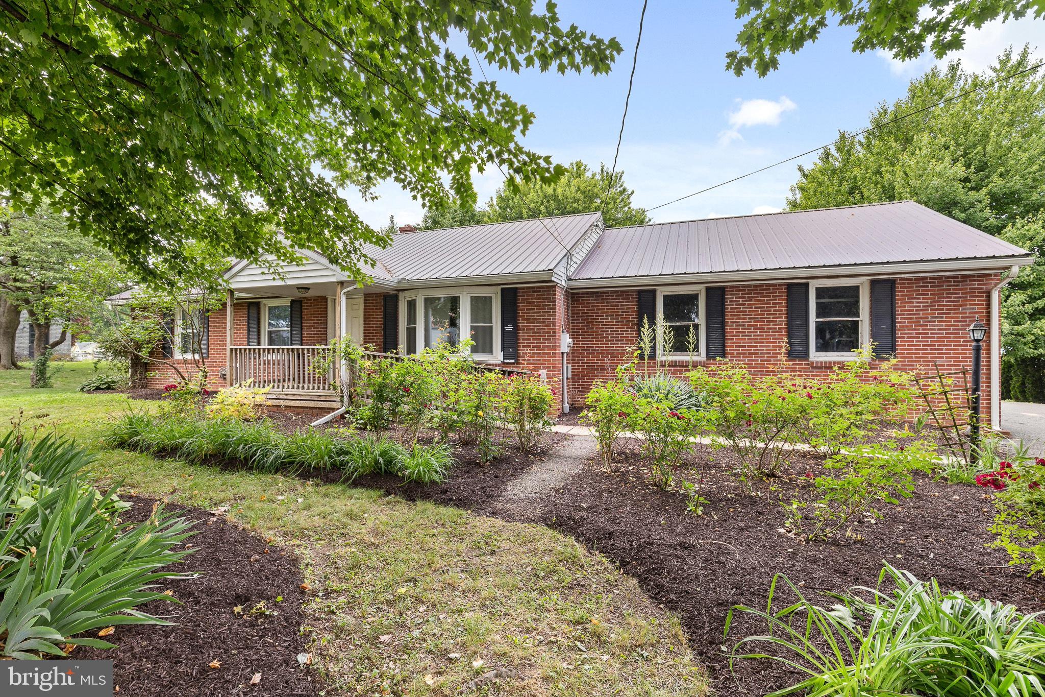 1230 Orchard Road Lititz, PA 17543 - Photo 2 of 19