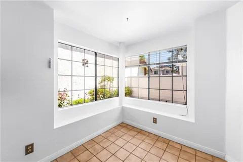 $1,355,000 | 3462 Windsor Court, Costa Mesa, CA 92626
