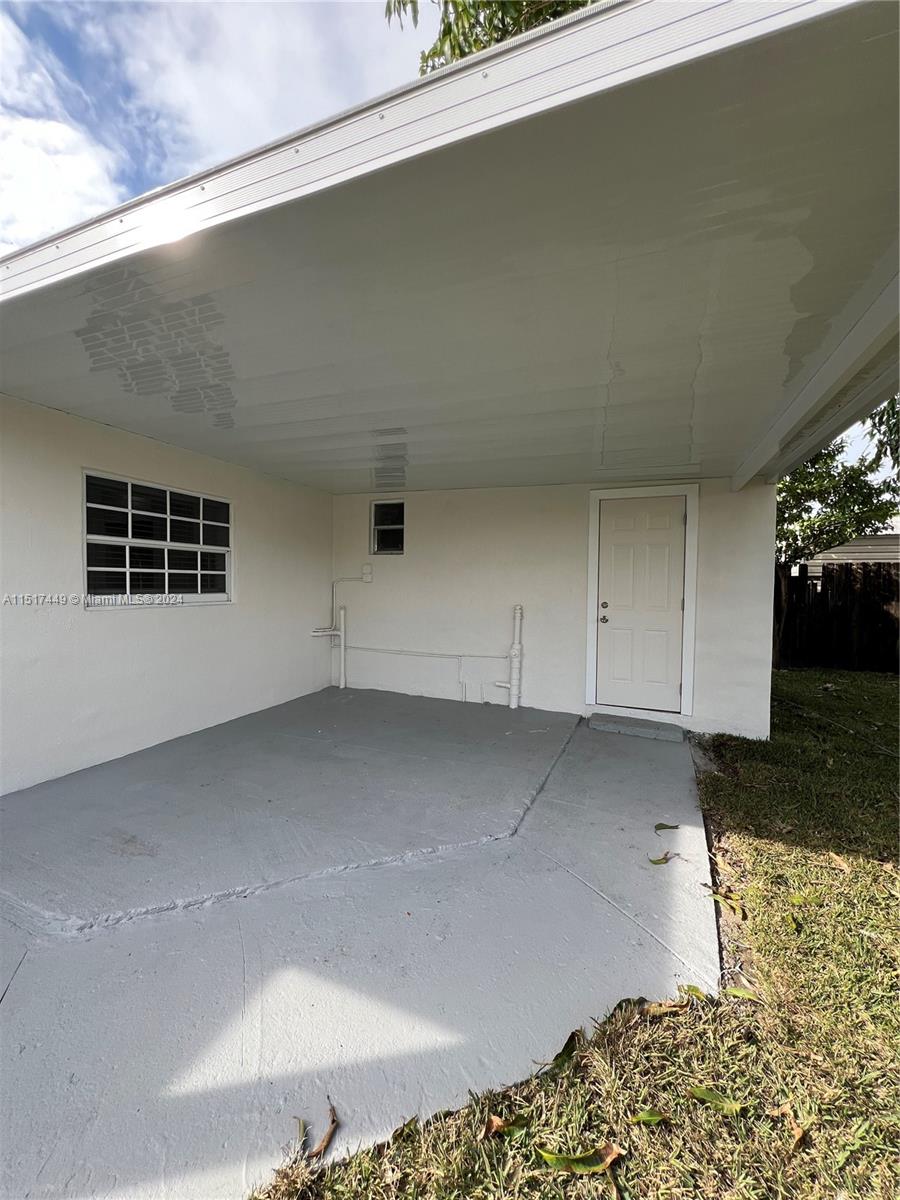 375 West 37th Street Hialeah, FL 33012 - Photo 7 of 19 a view of a kitchen