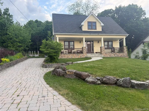 $574,900 | 23 Swezey Place, Monroe, NY 10950