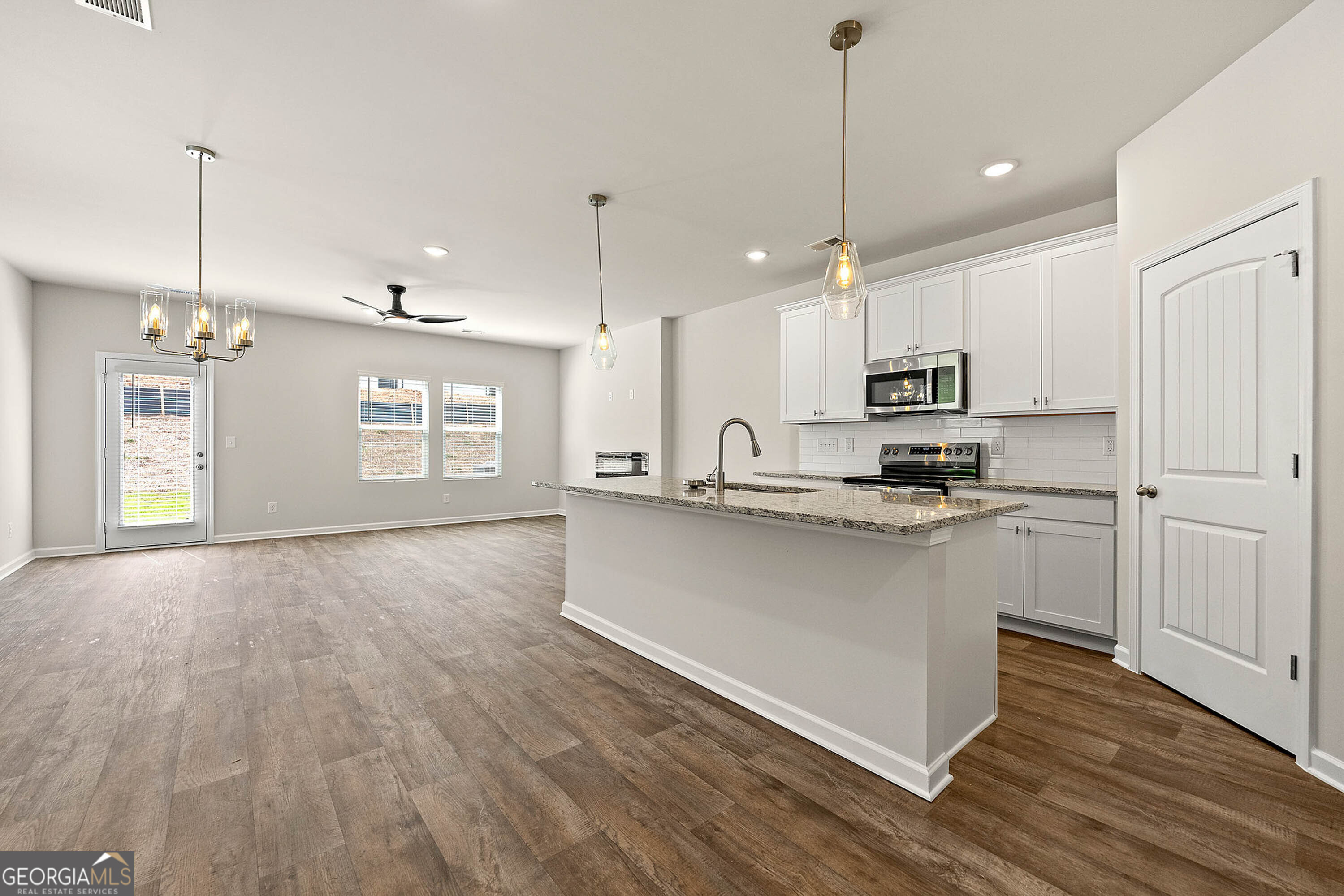 5280 Magnolia Grove Way Gainesville, GA 30504 - Photo 4 of 18