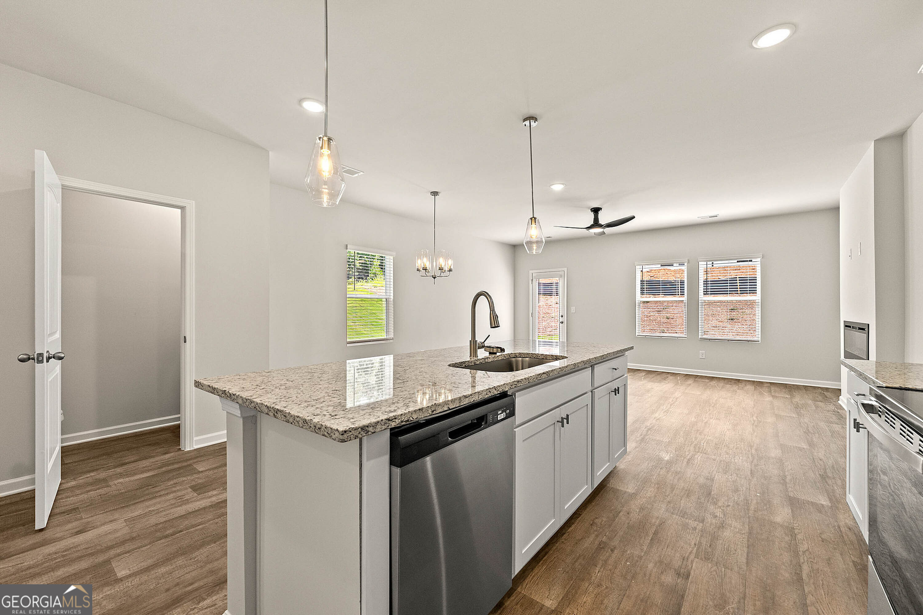 5280 Magnolia Grove Way Gainesville, GA 30504 - Photo 7 of 18