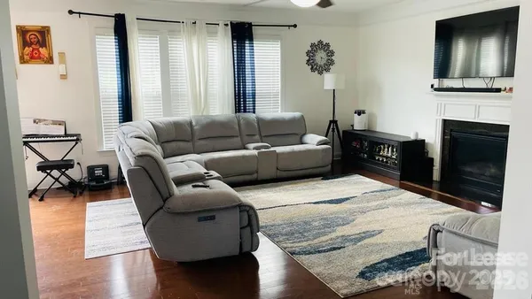 $2,595 | 1428 Overlea Place Northwest, Concord, NC 28027
