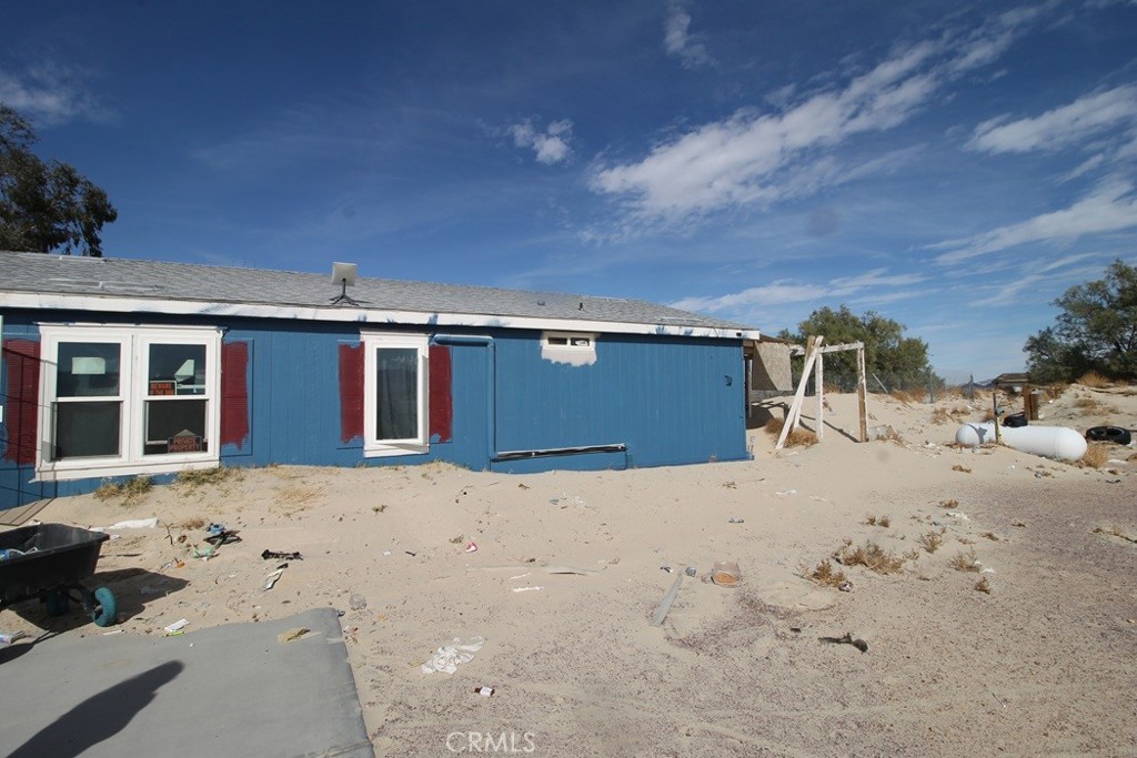 46160 Palma Vista Road Newberry Springs, CA 92365 - Photo 2 of 4