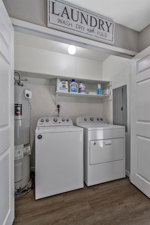 5652 Phelps Street The Colony, TX 75056 - Photo 25 of 29 a utility room with washer and dryer