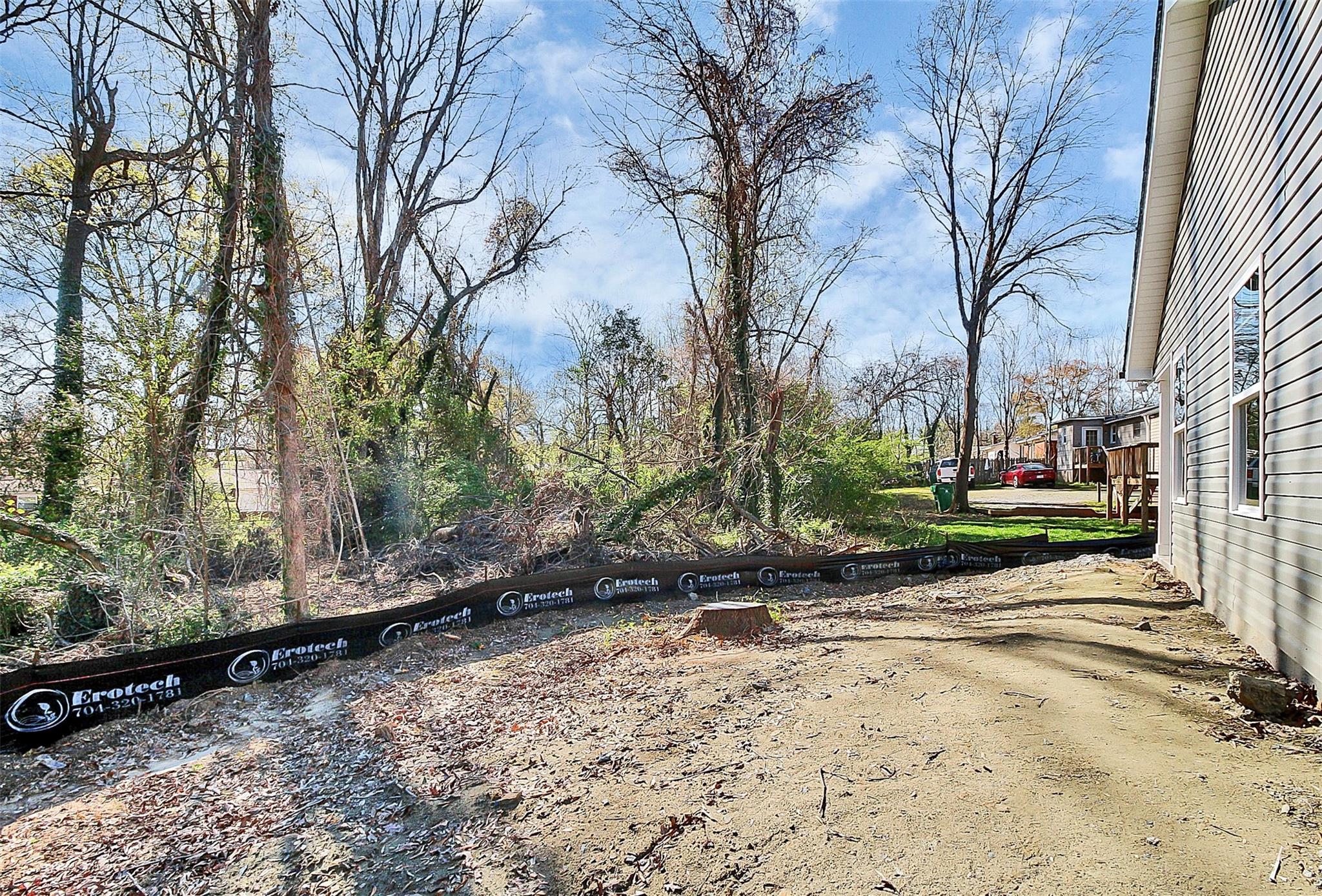 4412 Tillman Road Charlotte, NC 28208 - Photo 34 of 34 a view of a street with a tree