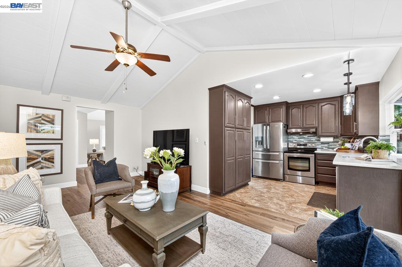 1237 Concord Street Pleasanton, CA 94566 - Photo 12 of 37