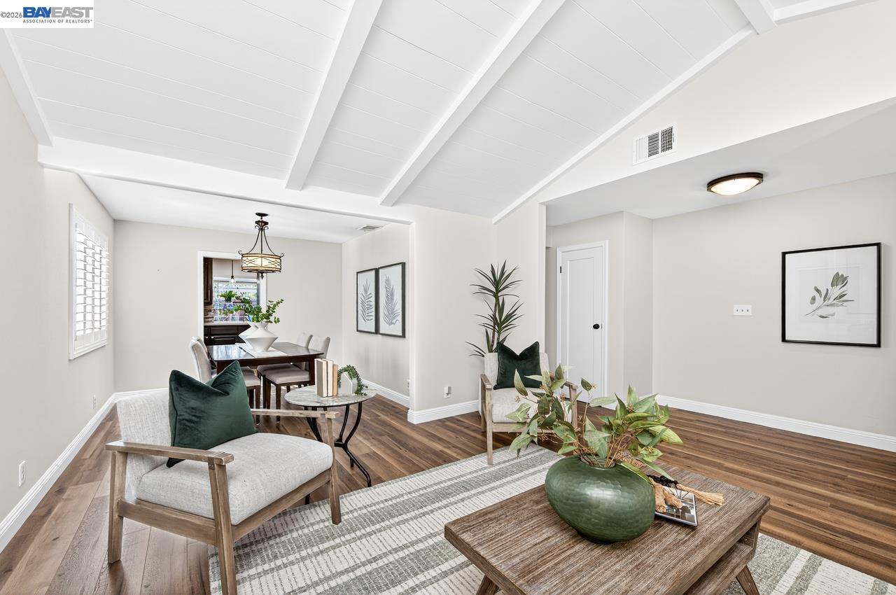 1237 Concord Street Pleasanton, CA 94566 - Photo 7 of 37