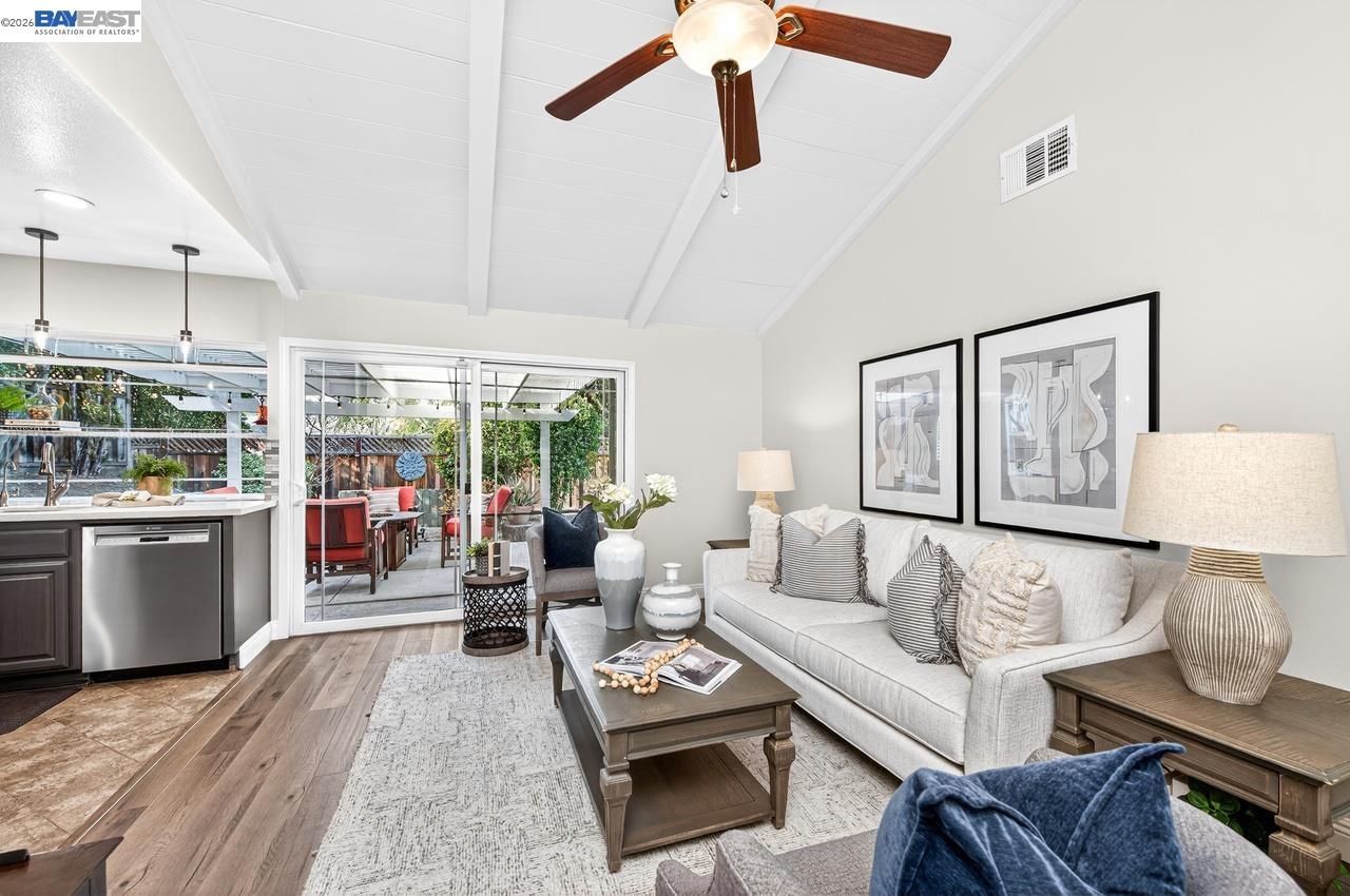 1237 Concord Street Pleasanton, CA 94566 - Photo 9 of 37