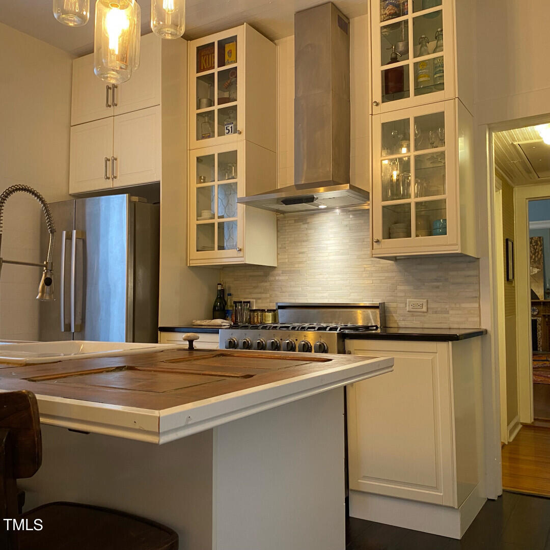 319 Polk Street Raleigh, NC 27604 - Photo 21 of 24 319PolkStreet_36863_21
