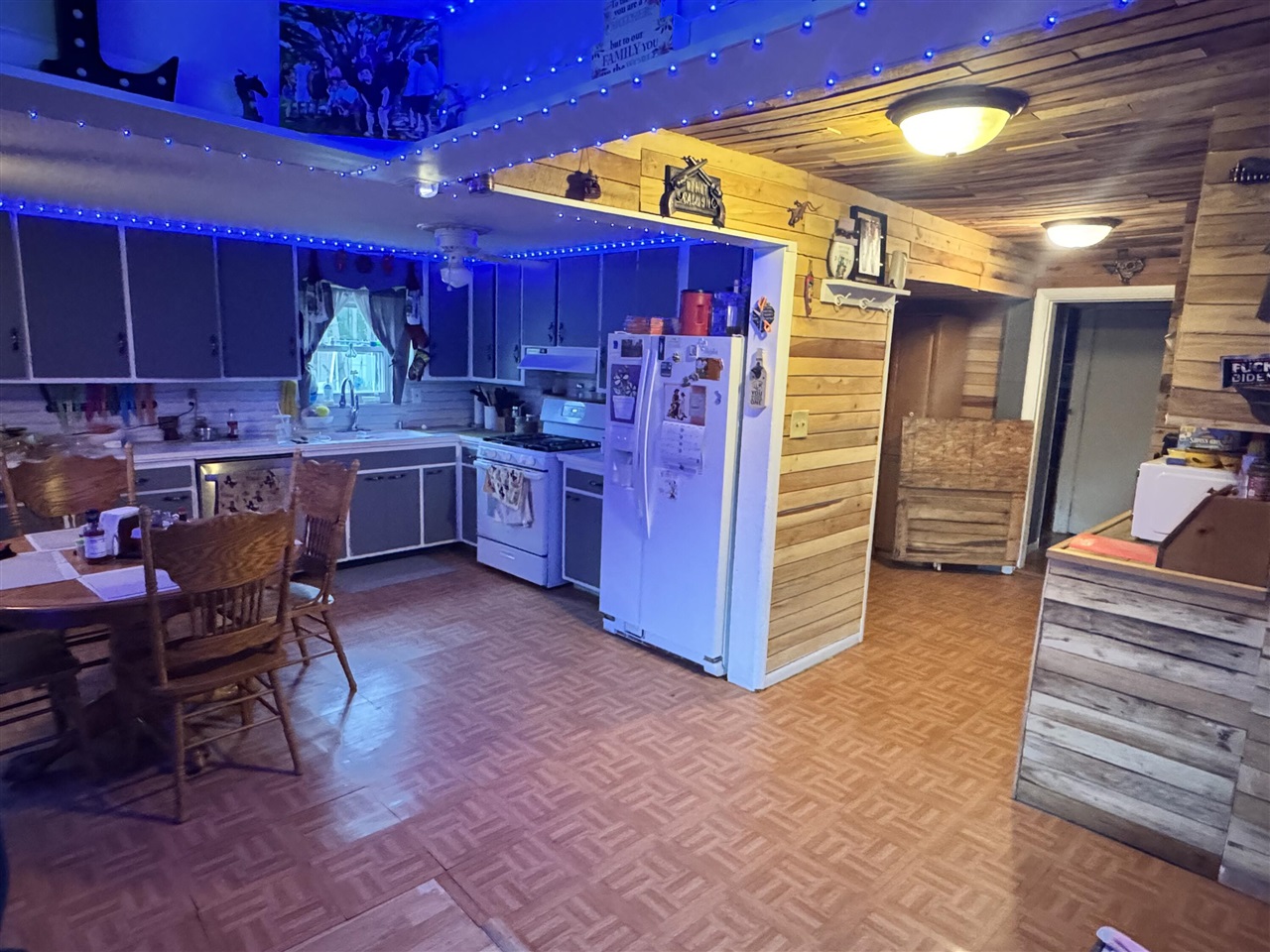 19030 West Almy Road Howard City, MI 49329 - Photo 9 of 33