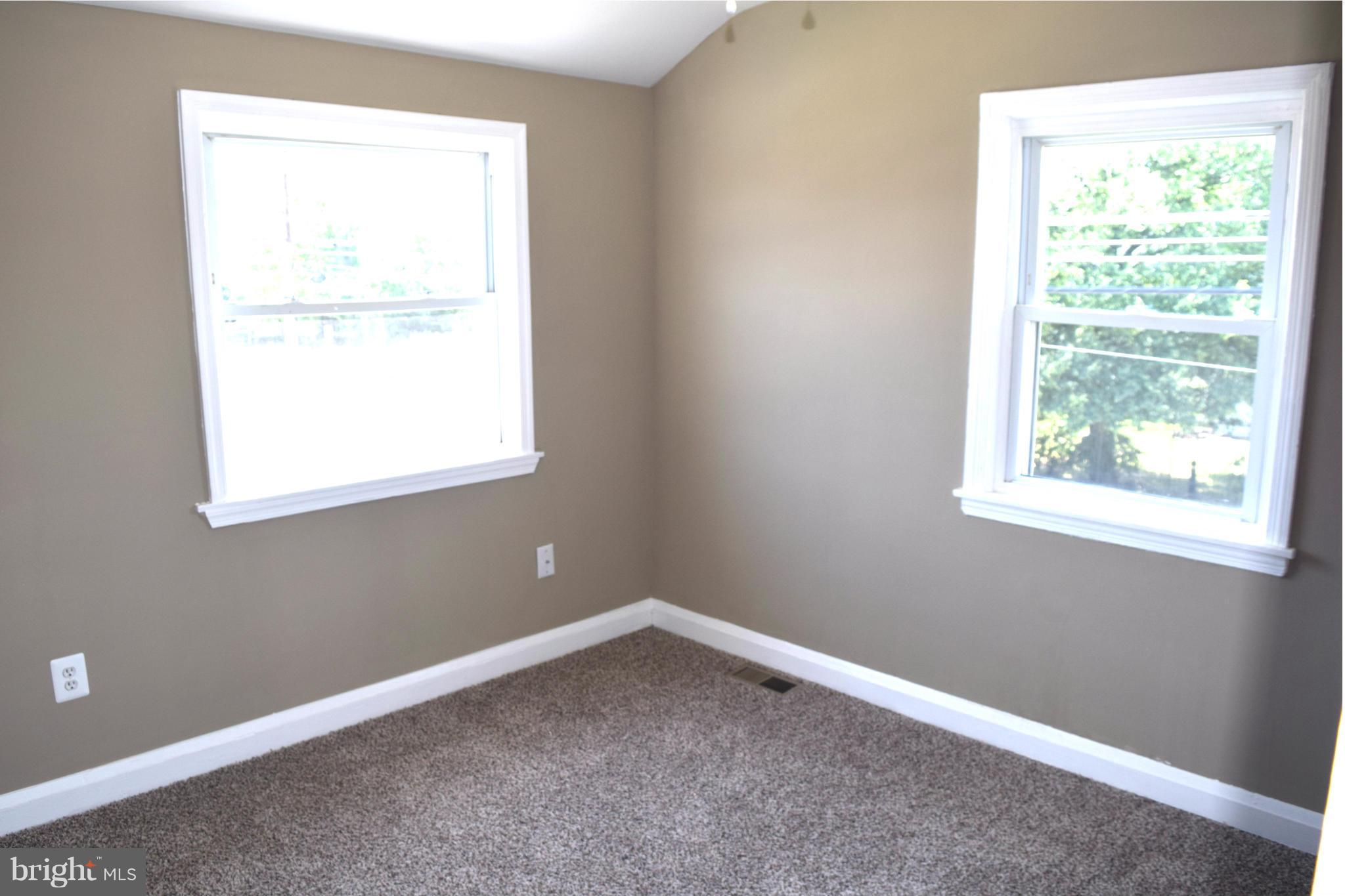 1929 Oxley Road Dundalk, MD 21222 - Photo 14 of 29 Bedroom