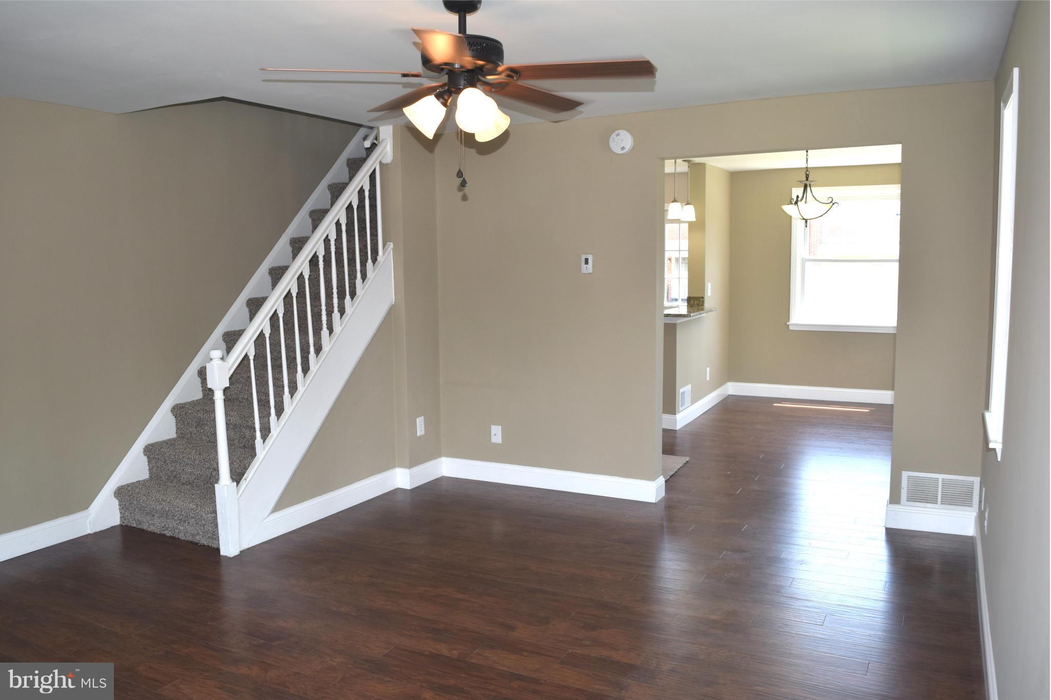 1929 Oxley Road Dundalk, MD 21222 - Photo 3 of 29 Living Room