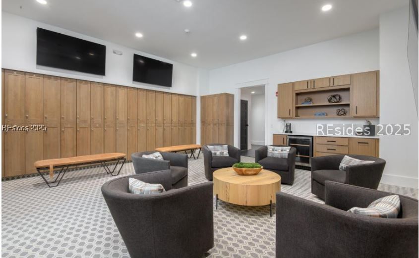 4835 Azalea Drive Hardeeville, SC 29927 - Photo 19 of 23 Men's Lockers