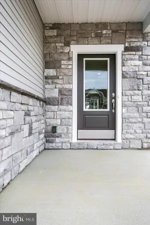 $449,900 | 657 Brittany Drive, Mechanicsburg, PA 17055