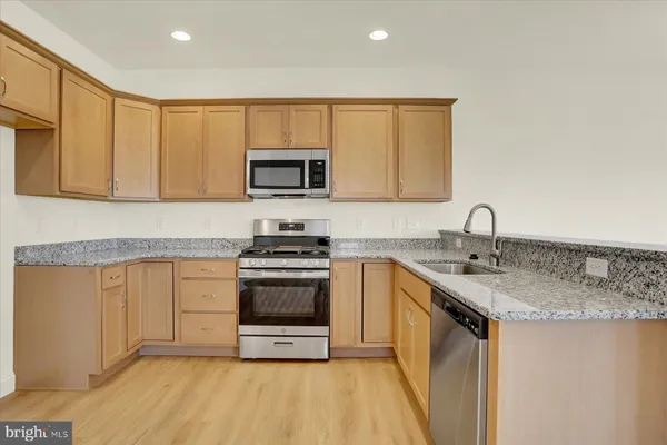 $449,900 | 657 Brittany Drive, Mechanicsburg, PA 17055