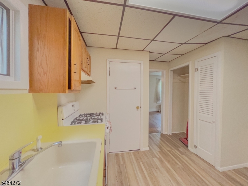 23 Salter Street Springfield, NJ 07081 - Photo 15 of 36 Gallery Image 15