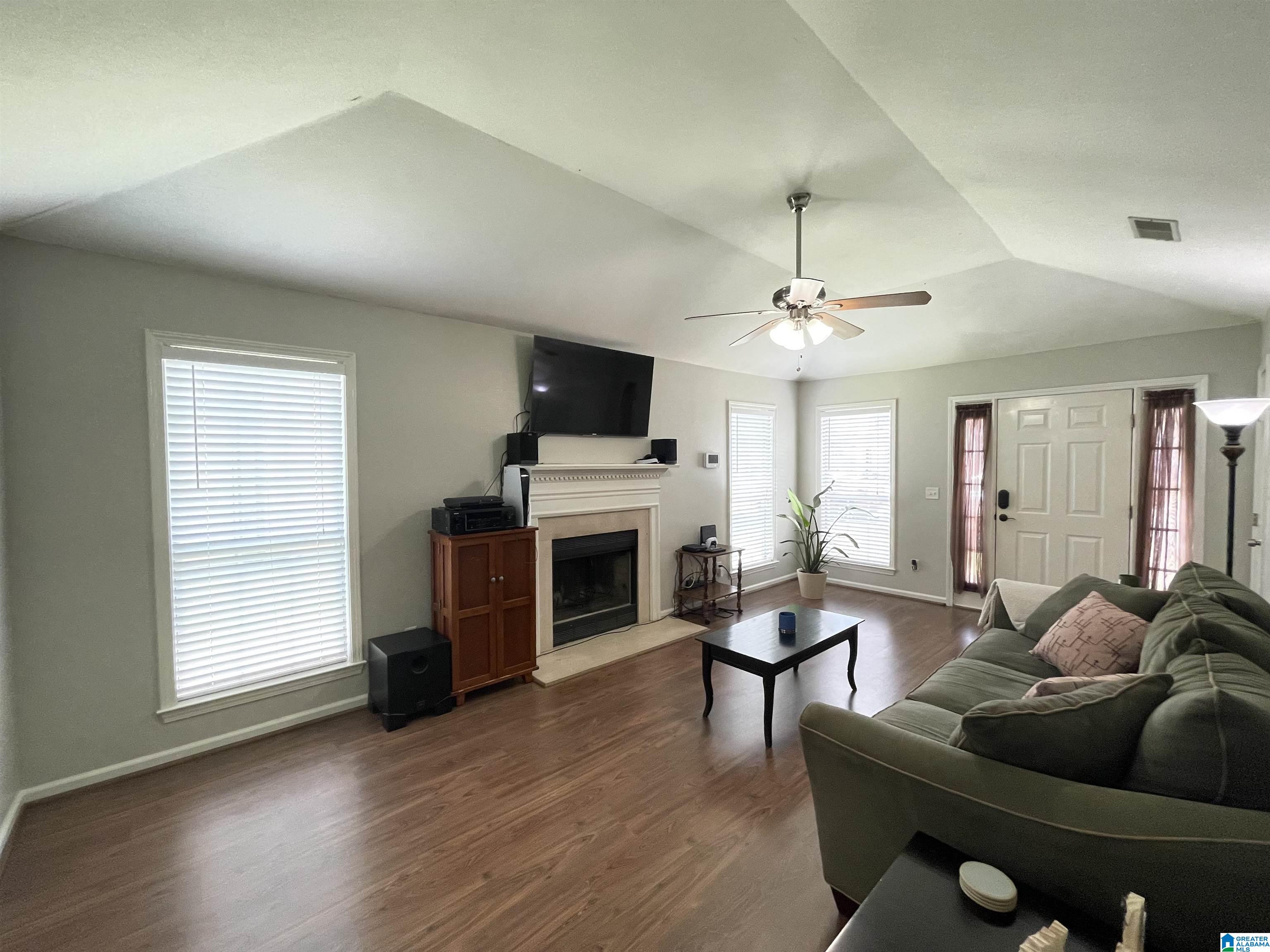 505 Walker Road Pelham, AL 35124 - Photo 13 of 44