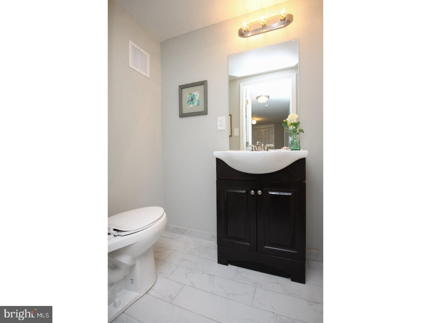 5 Oak Leaf Road Sicklerville, NJ 08081 - Photo 12 of 25 Gallery Image 12
