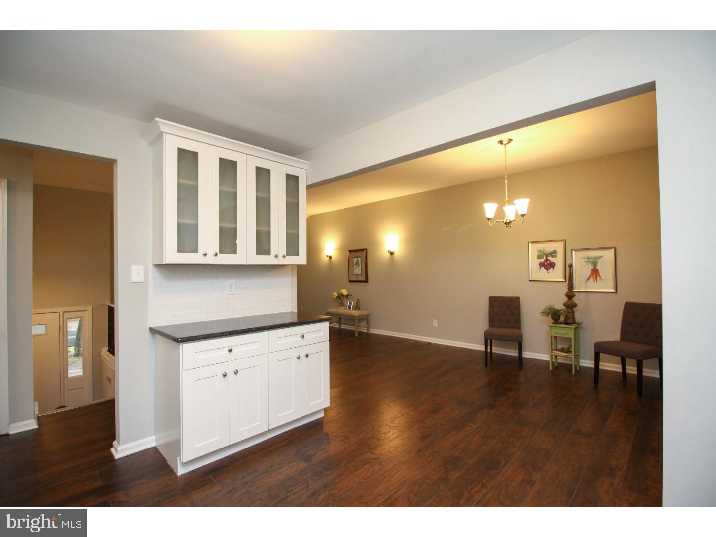 5 Oak Leaf Road Sicklerville, NJ 08081 - Photo 8 of 25 Gallery Image 8