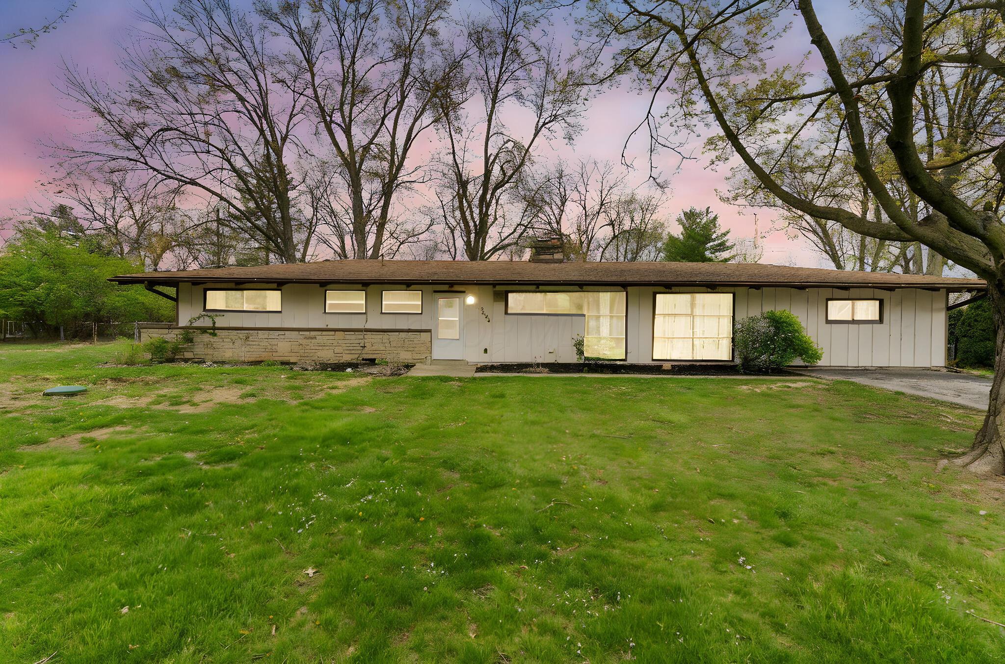 3434 Fishinger Road Columbus, OH 43221 - Photo 2 of 67 3434 Fishinger Rd (Exterior)-2 day to du