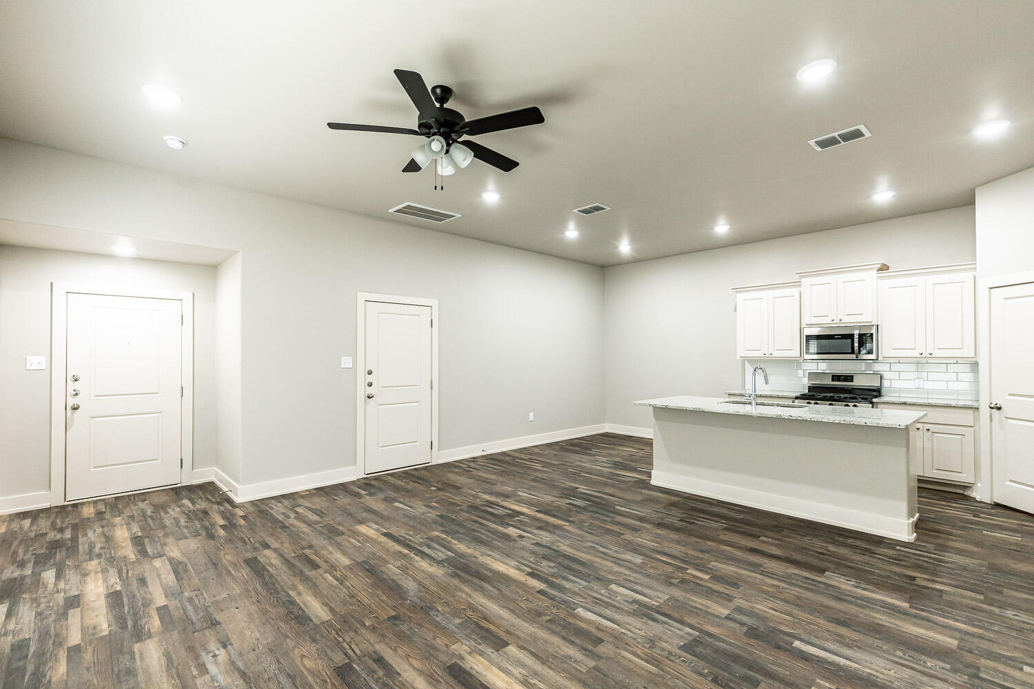 5508 122nd Street, Unit A Lubbock, TX 79424 - Photo 7 of 30 5522 A 122nd-21