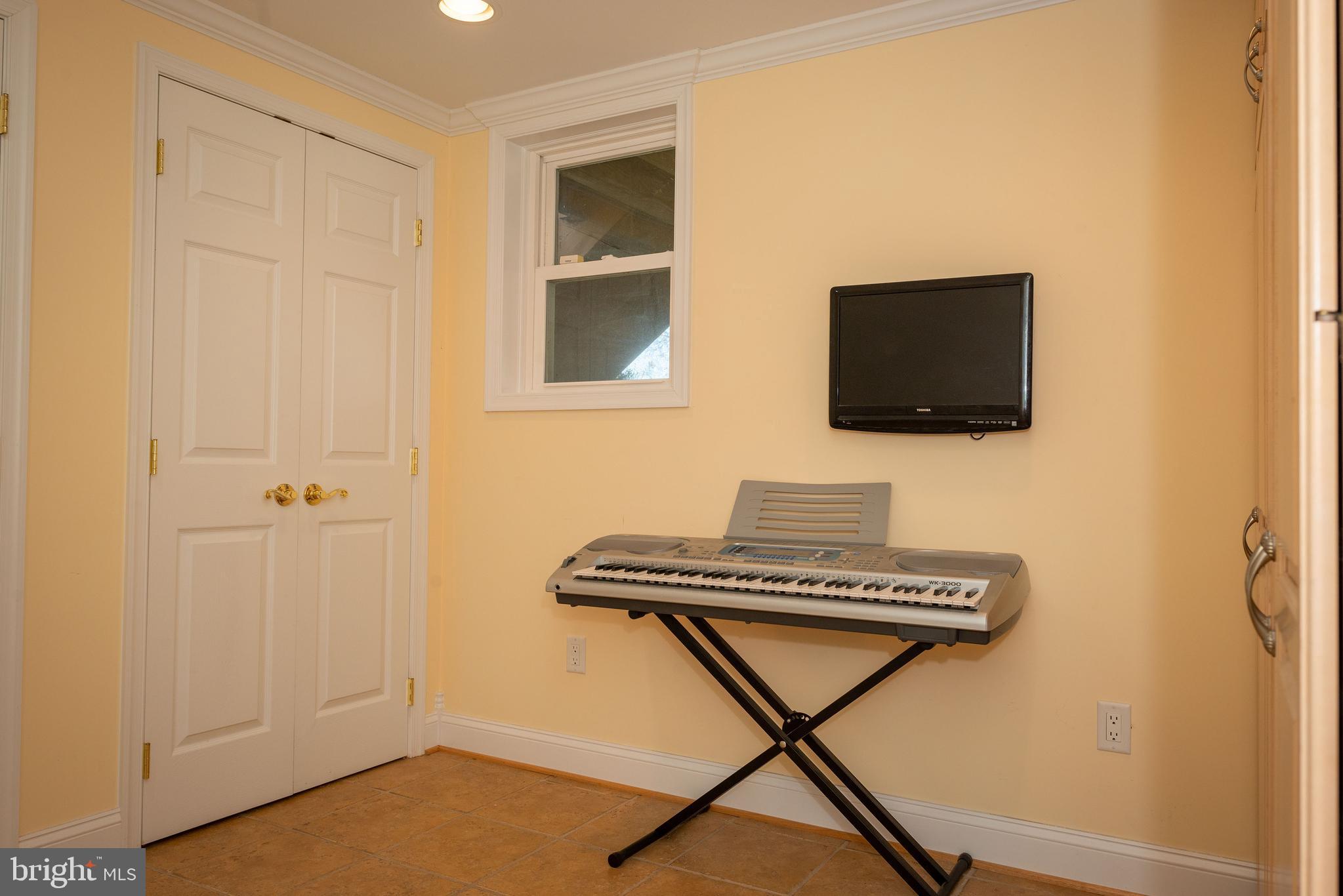 7817 Chestnut Grove Road Severn, MD 21144 - Photo 23 of 26