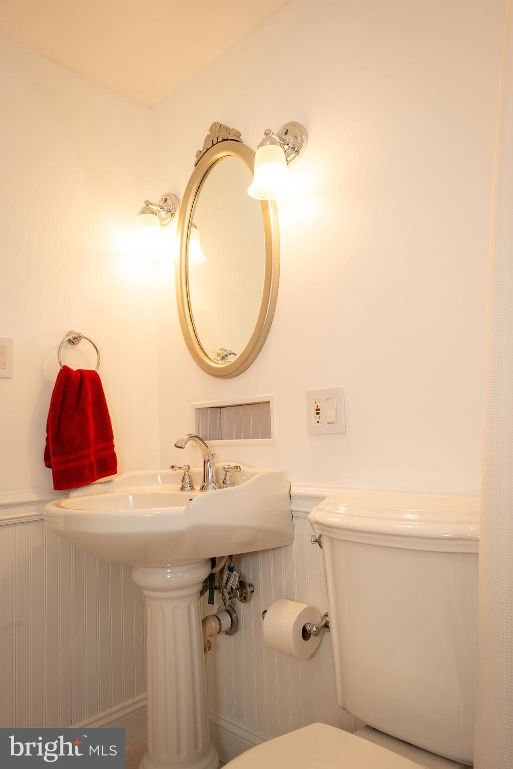 7817 Chestnut Grove Road Severn, MD 21144 - Photo 24 of 26 Second bath