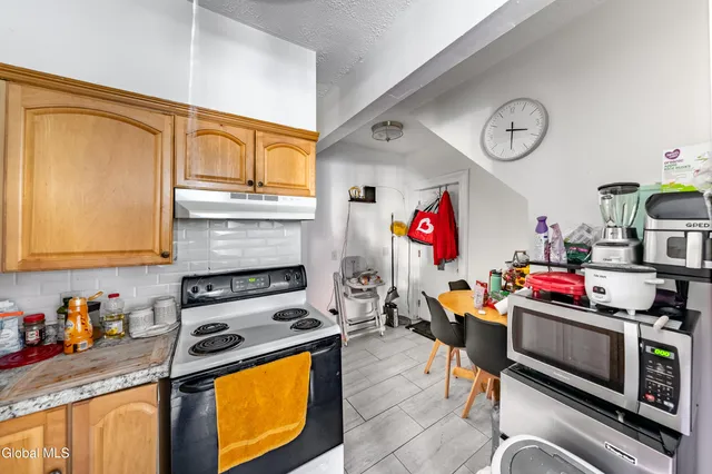 $424,900 | 350 Madison Avenue, Albany, NY 12210