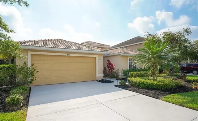 $2,700 | 8950 Stone Harbour Loop, Bradenton, FL 34212