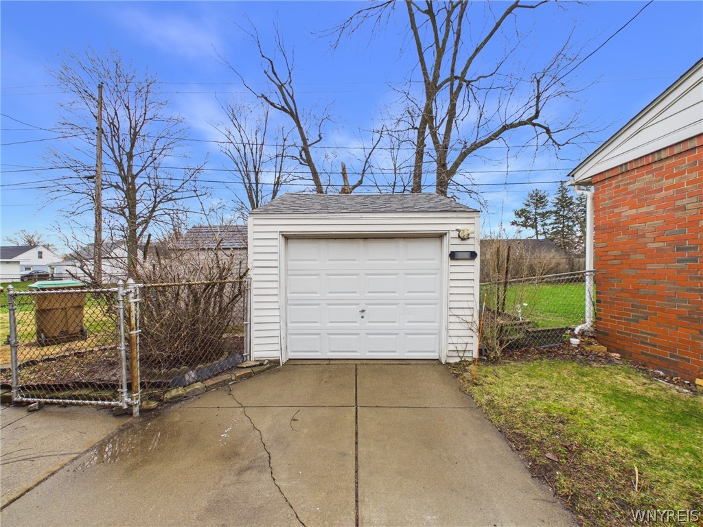 4305 Union Road Cheektowaga, NY 14225 - Photo 5 of 22