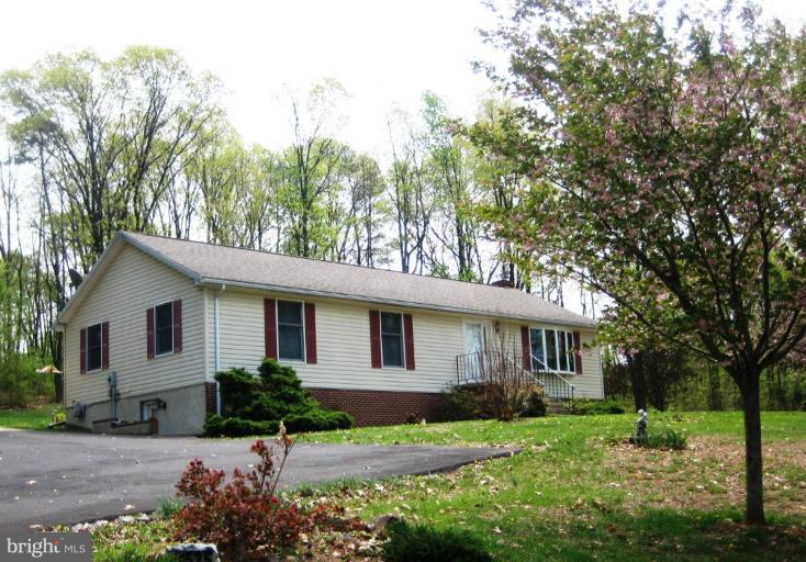 14535 Winchester Grade Road Berkeley Springs, WV 25411 - Photo 2 of 26 Exterior #2