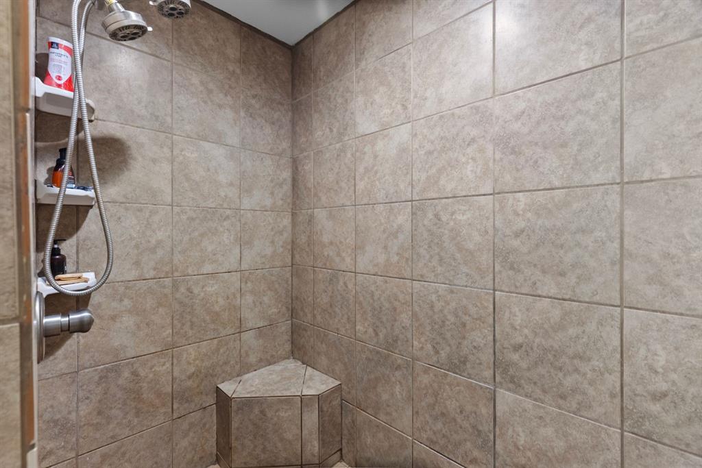 24 County Rd NW 1060 Talco, TX 75487 - Photo 18 of 40