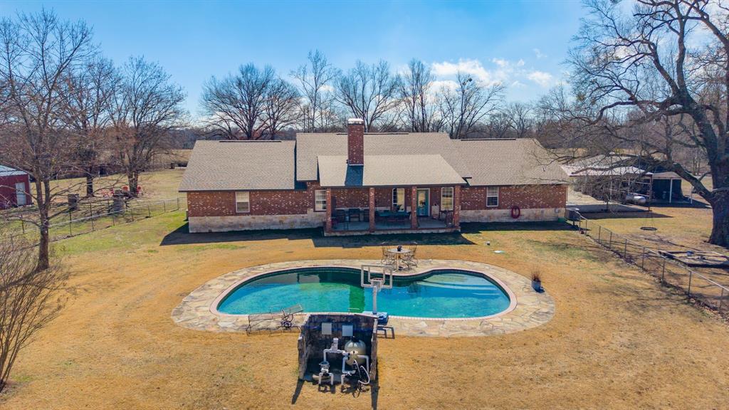 24 County Rd NW 1060 Talco, TX 75487 - Photo 27 of 40