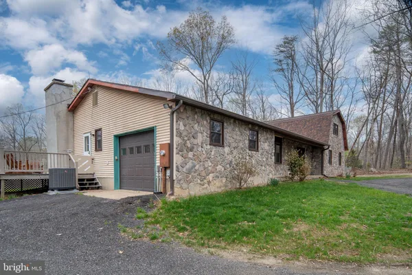 $799,900 | 13220 Sillamon Road, Goldvein, VA 22720