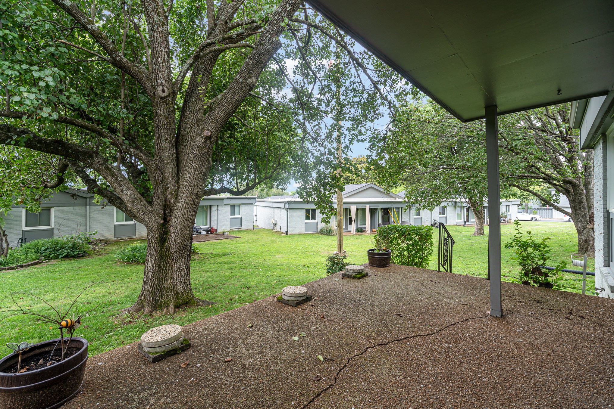 1900 Richard Jones Road, Unit J4 Nashville, TN 37215 - Photo 14 of 15 Gallery Image 14
