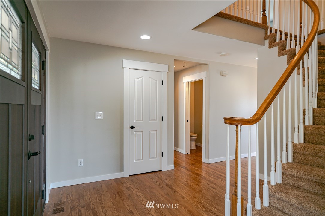 4135 Knowles Road Wenatchee, WA 98801 - Photo 10 of 37 Gallery Image 10