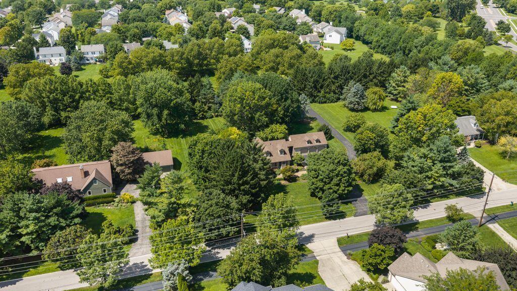 5695 Wilcox Road Dublin, OH 43016 - Photo 78 of 89 Dublin Wilcox Drone00004