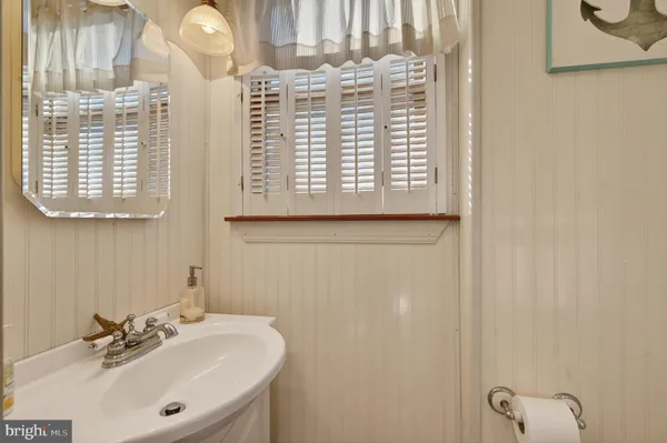 $275,000 | 106 Lakeside Drive, Glassboro, NJ 08028
