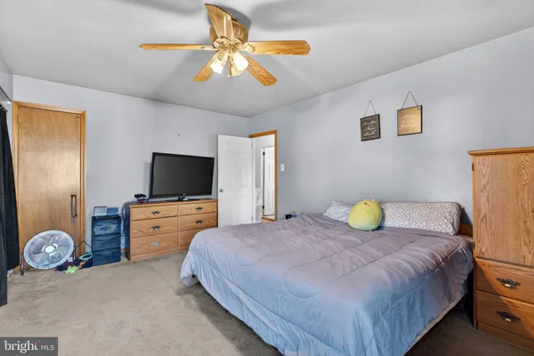 $275,000 | 106 Lakeside Drive, Glassboro, NJ 08028