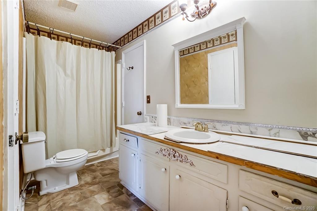 11112 5 Cedars Road Charlotte, NC 28226 - Photo 20 of 33 Gallery Image 20