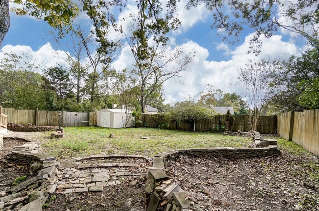 11112 5 Cedars Road Charlotte, NC 28226 - Photo 33 of 33 Gallery Image 33