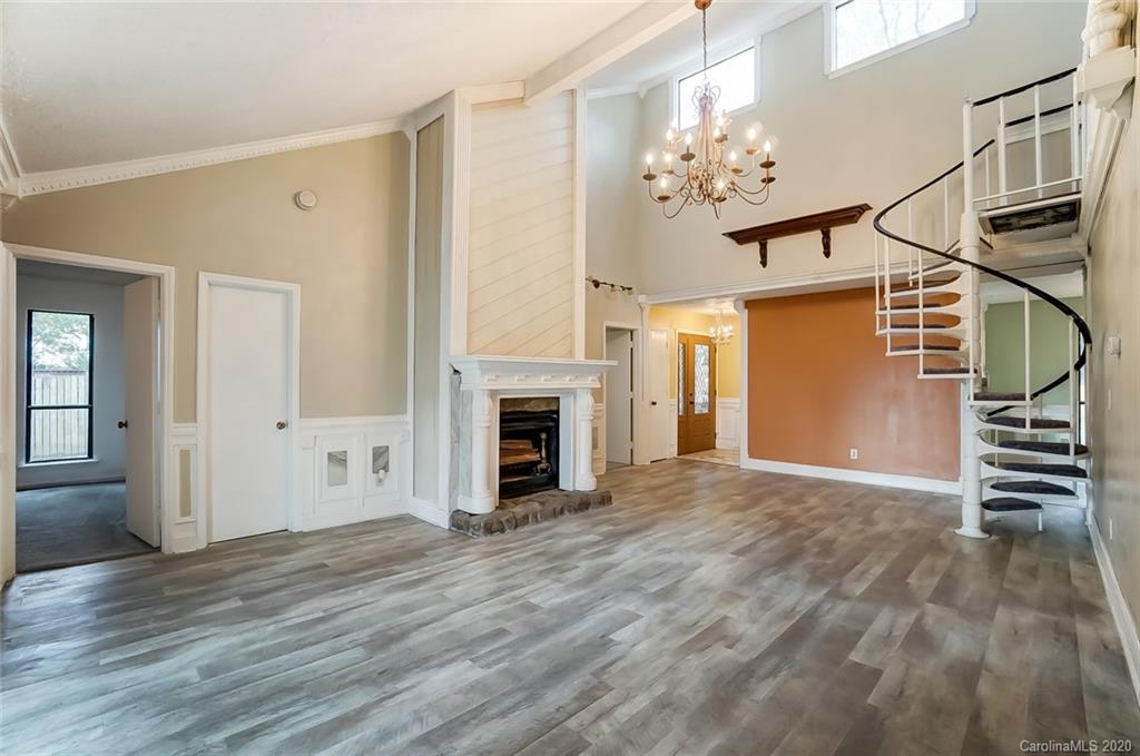 11112 5 Cedars Road Charlotte, NC 28226 - Photo 5 of 33 Gallery Image 5