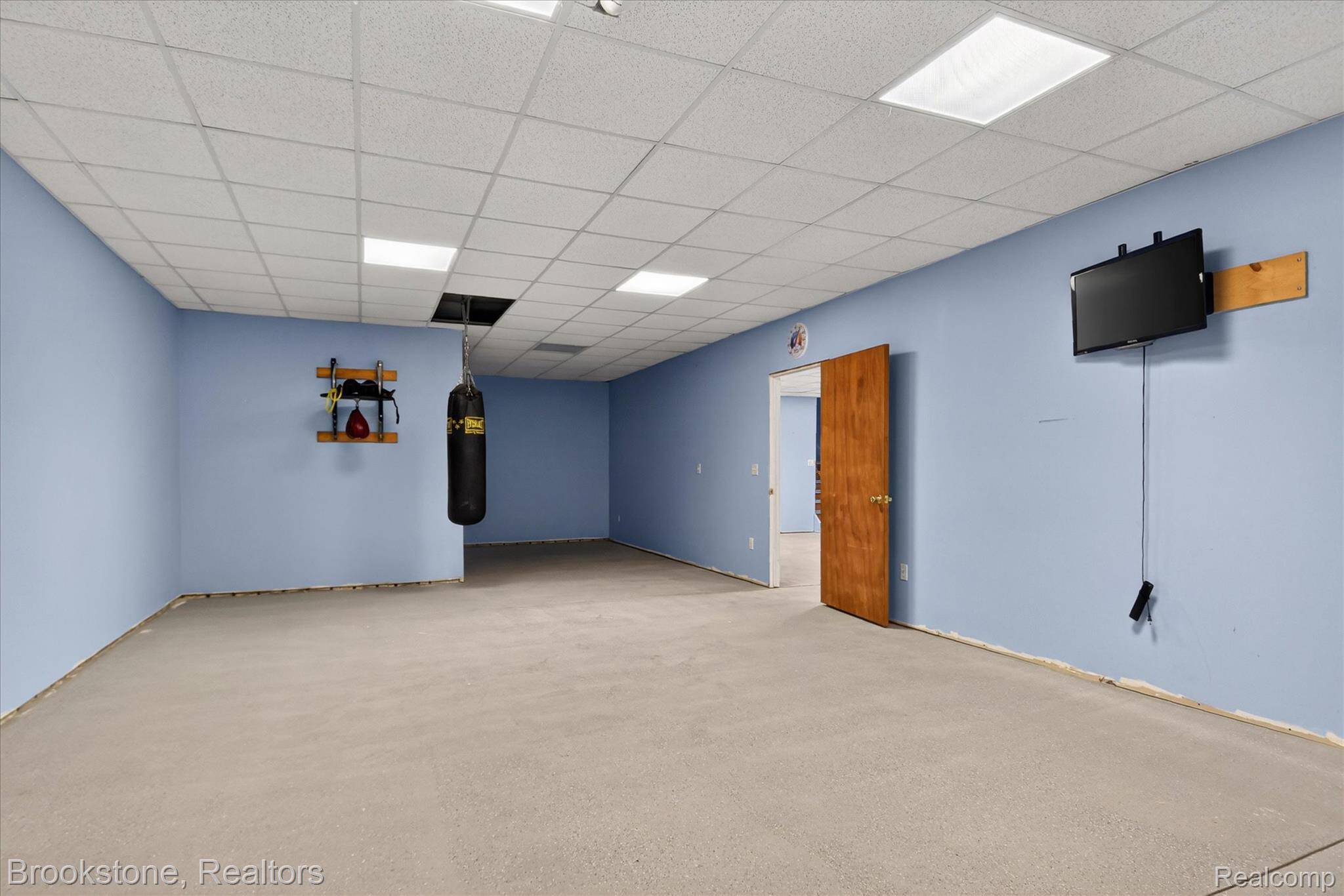 75230 Cryderman Road Richmond, MI 48062 - Photo 70 of 88 62-75230 Cryderman-Rd-Richmond-WindowStill.jpg
