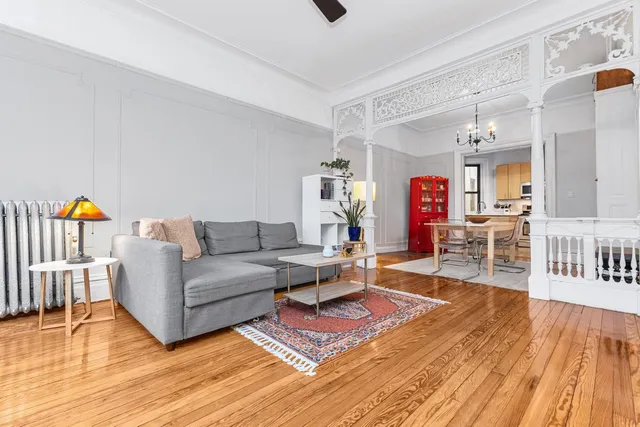 $1,950,000 | 164 Prospect Park West, Unit 2L | Park Slope