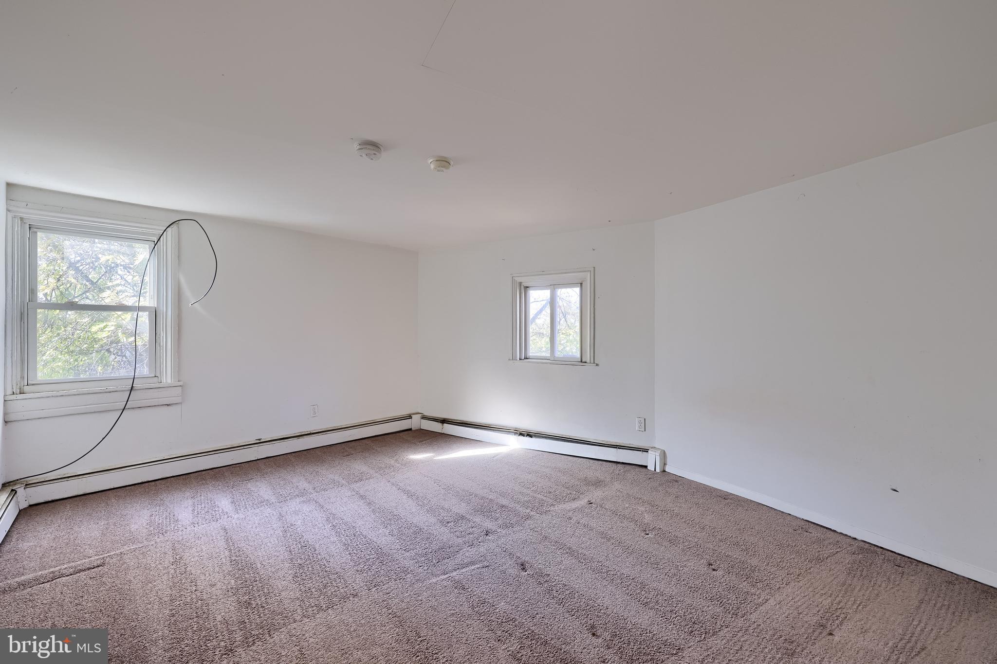 238 South 4th Street Columbia, PA 17512 - Photo 13 of 16 an empty room with windows