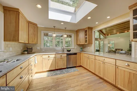 $925,000 | 503 McCauley Street, Washington Grove, MD 20880