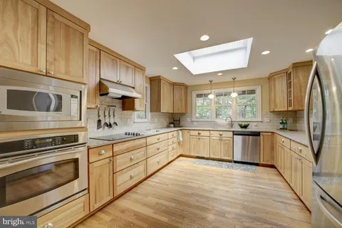 $925,000 | 503 McCauley Street, Washington Grove, MD 20880