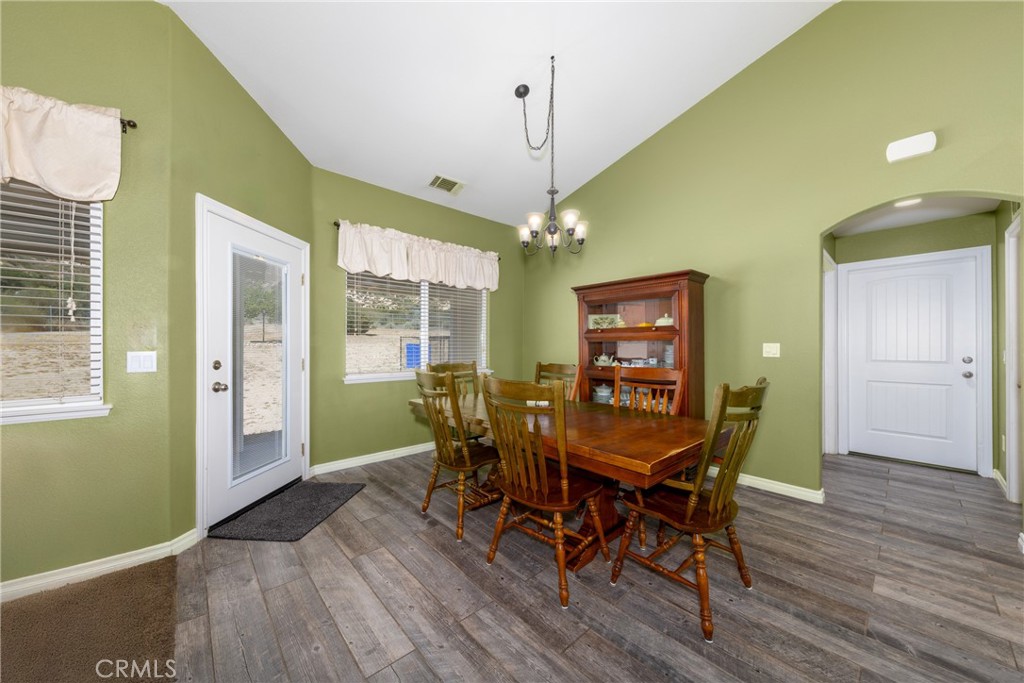 5935 Monte Vista Road Phelan, CA 92371 - Photo 12 of 58